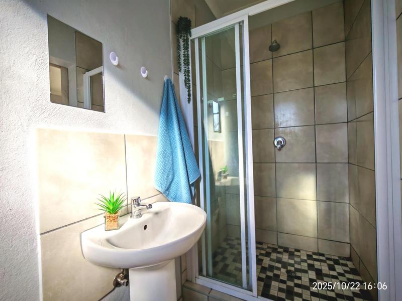 To Let 3 Bedroom Property for Rent in Waterkloof East North West